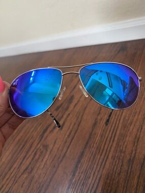 Jim Maui Aviator Sunglasses with Blue Mirrored Lenses Men or Women.Bought in Haw